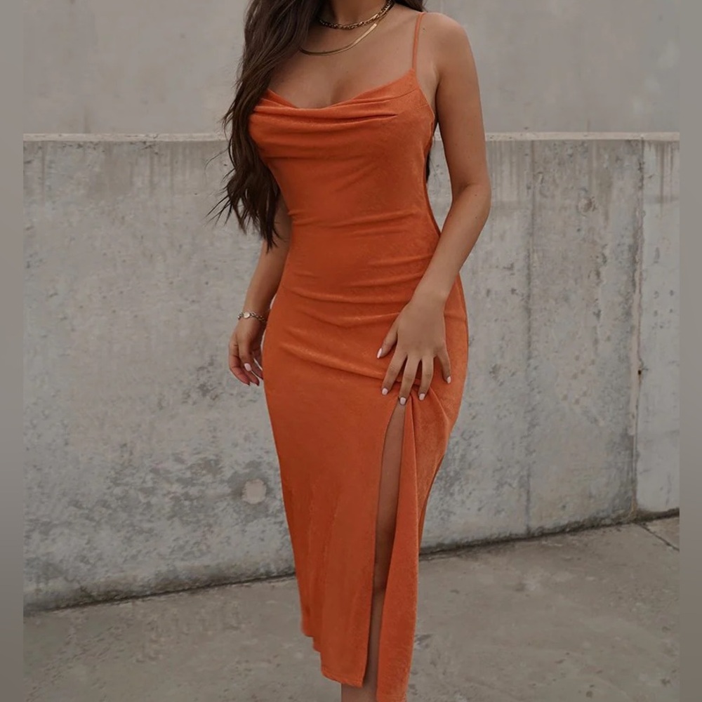 Elegant Orange Sleeveless Dress